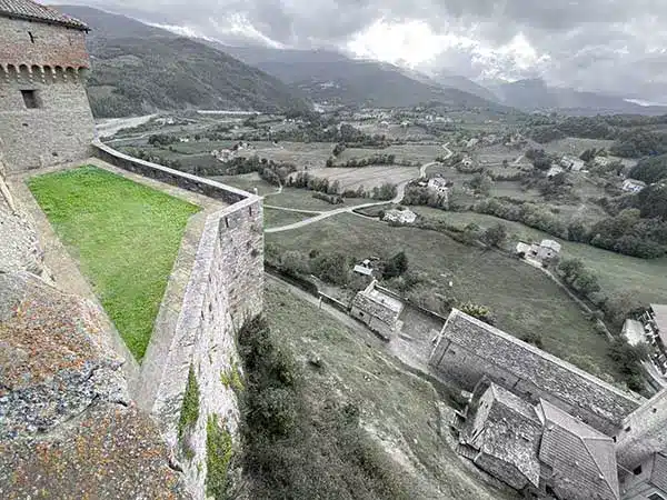 manutenzione-straordinaria-castello-di-bardi-parma